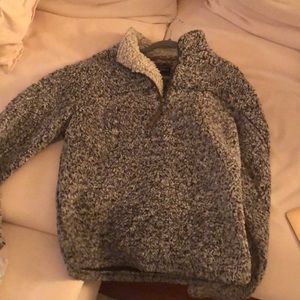 True grit fuzzy pullover size XS